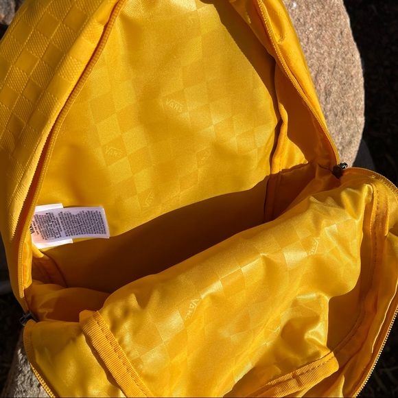 🎉‼️FLASH PARTY SALE‼️🎉Unisex Vans playing MINI backpack. - Picture 4 of 7